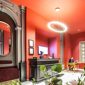 Mercure Centre Place Bretagne Francia
